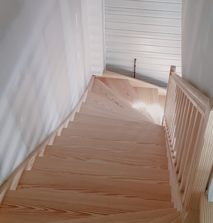 Agencement escalier en bois