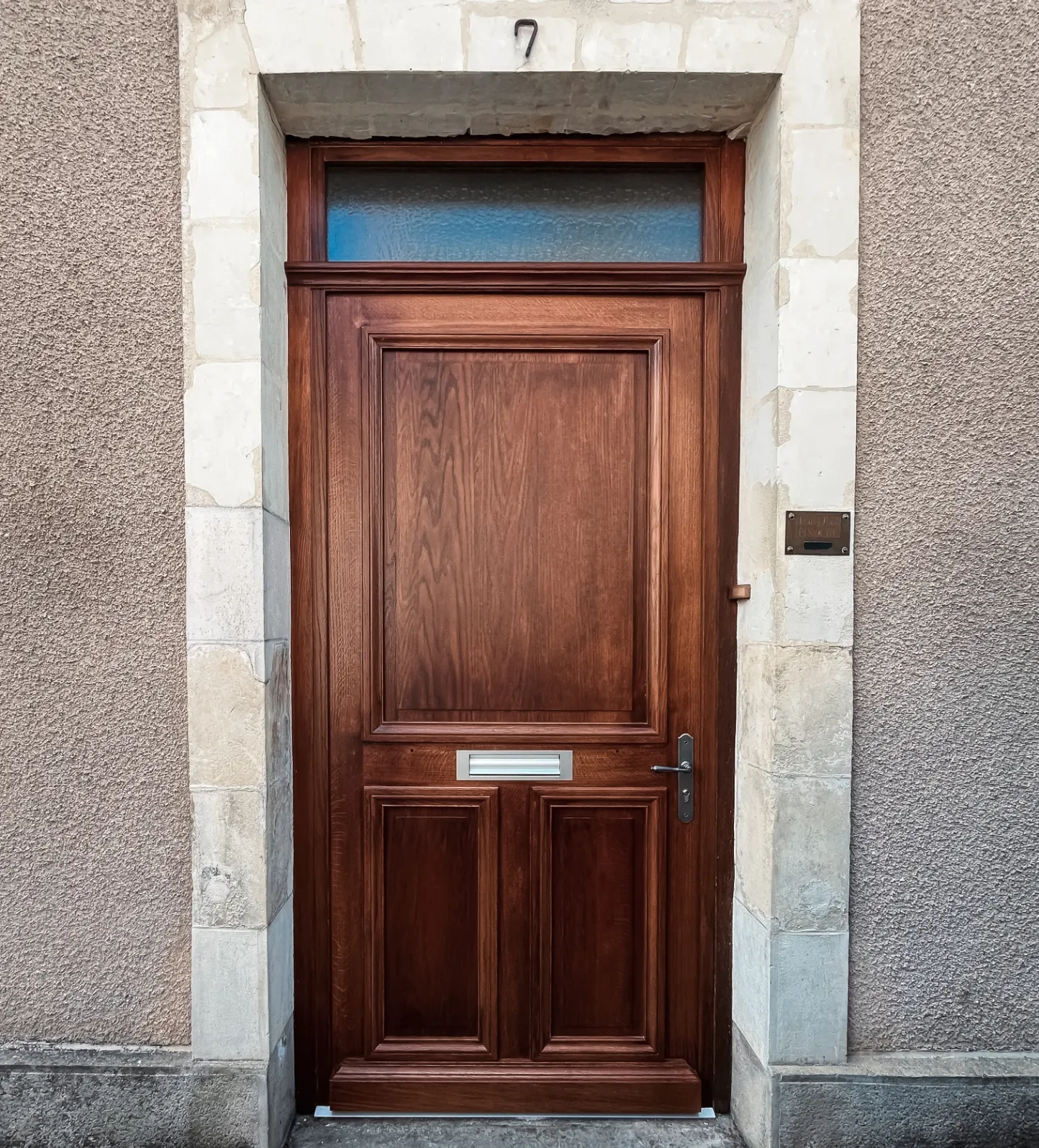 Création d'une porte en bois