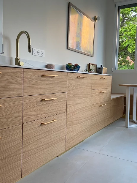 Création d'une cuisine aménagée sur mesure bois menuiserie en vendée