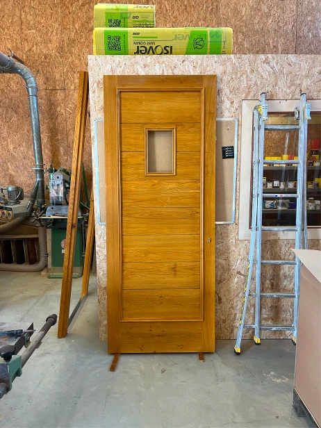 Création d'une porte en bois